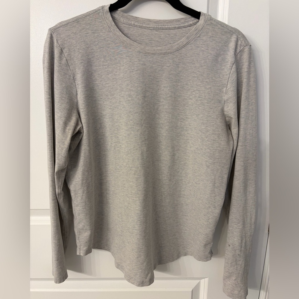 lululemon athletica Gray Long Sleeve Tee